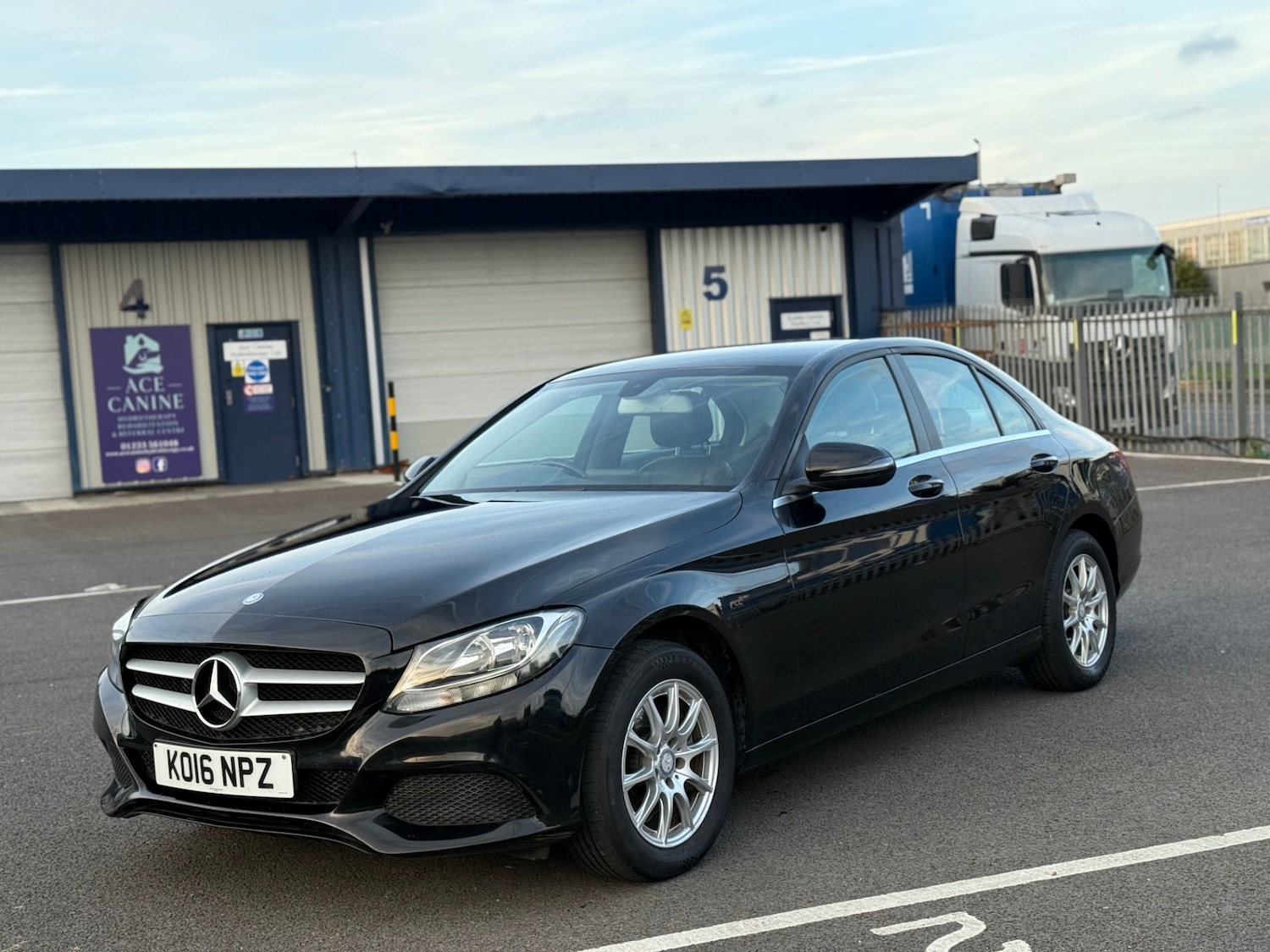 Used Mercedes-Benz C Class 2016 for sale - 76258953: Photo 28