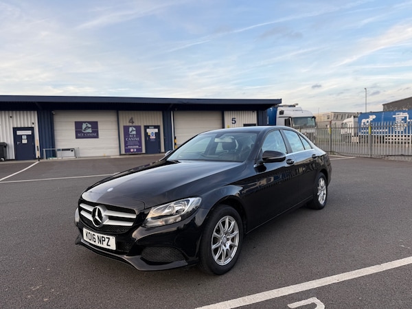 Used Mercedes-Benz C Class 2016 for sale - 76258953: Photo 2
