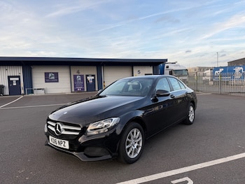Used Mercedes-Benz C Class 2016 for sale - 76258953: Photo 2