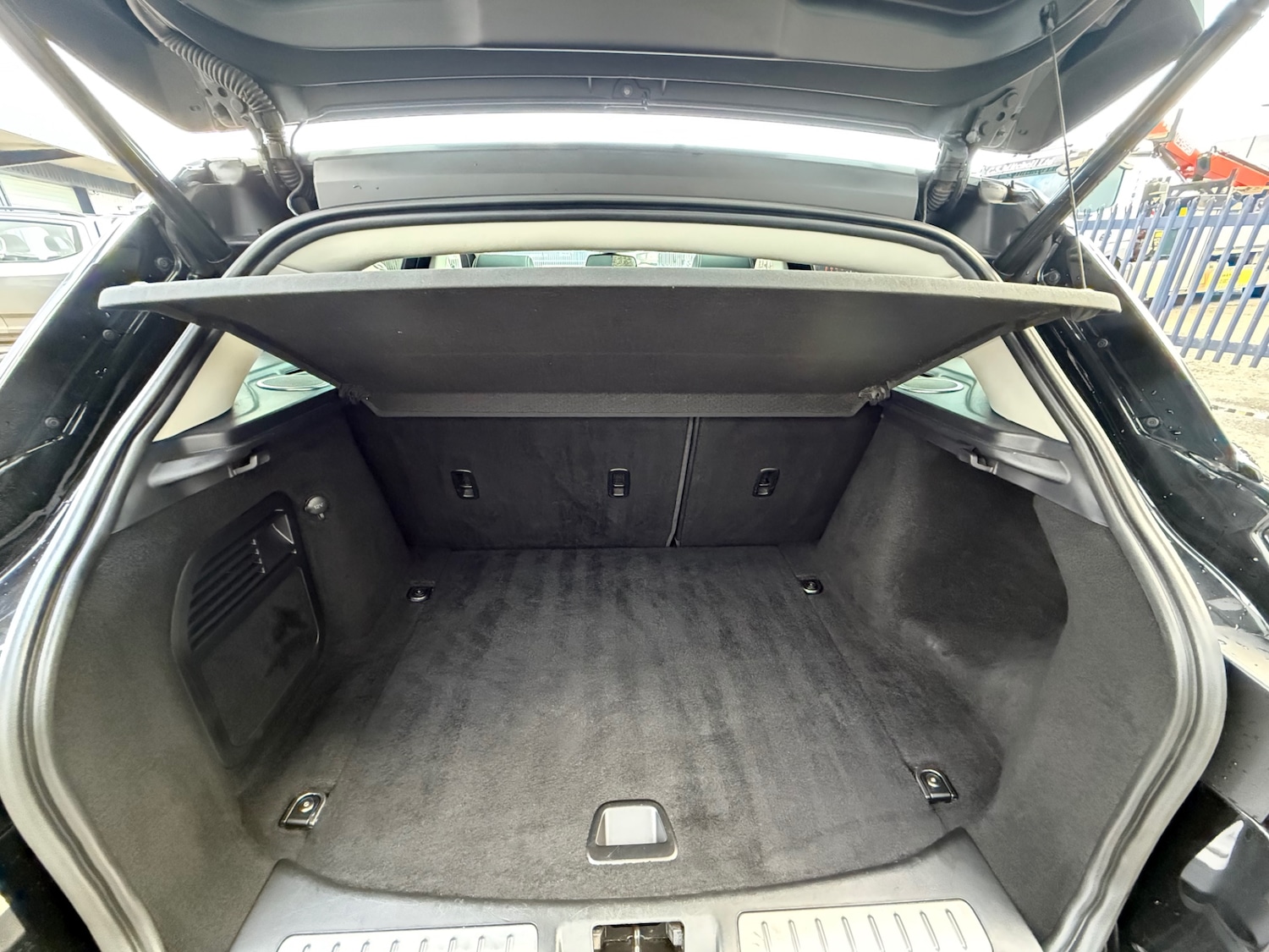 Used Land Rover Range Rover Evoque 2013 for sale - 77509631: Photo 15