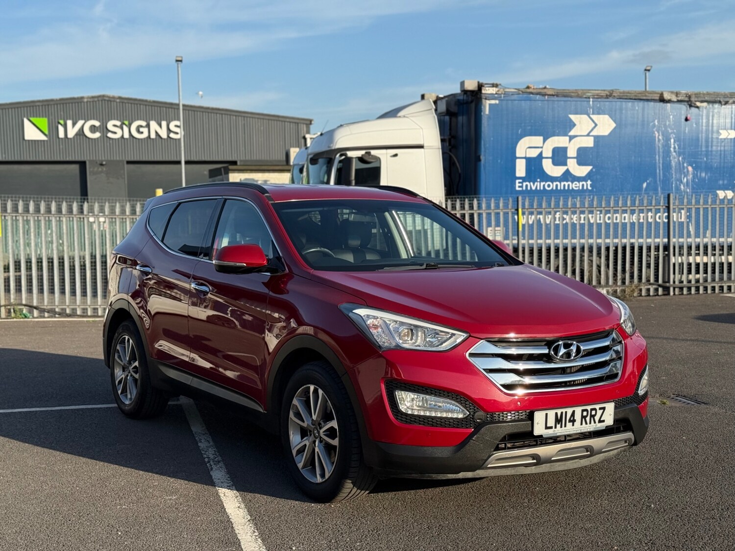 Used Hyundai Santa Fe 2014 for sale - 77998112: Photo 25