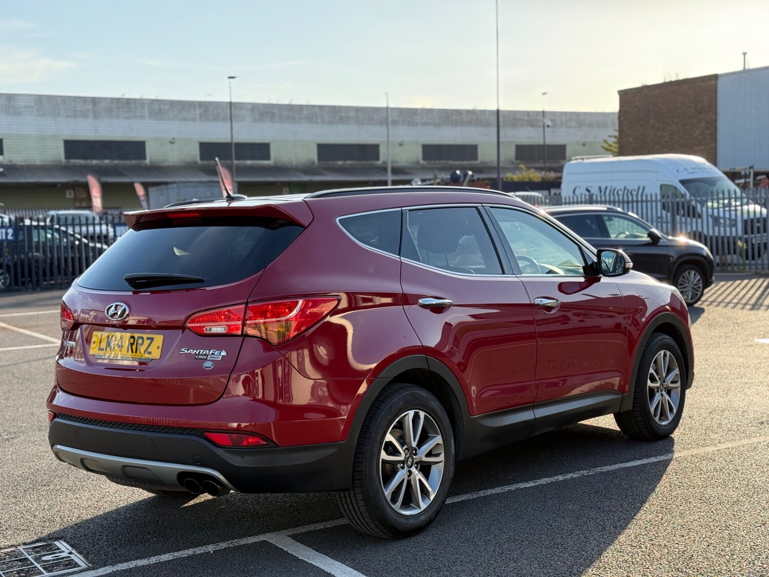 Used Hyundai Santa Fe 2014 for sale - 77998112: Photo 4