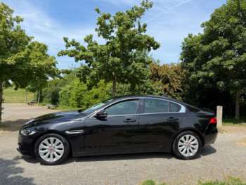 Used Jaguar XE 2016 for sale - 74711370: Photo