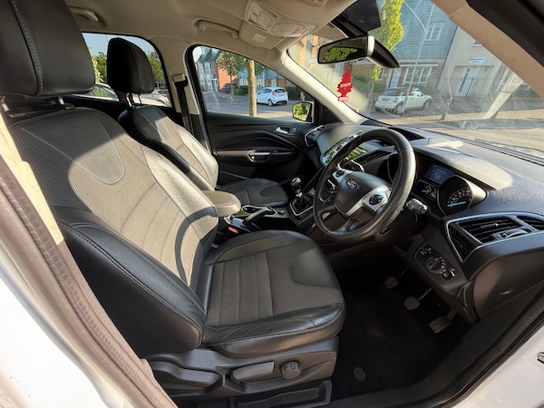 Used Ford Kuga 2013 for sale - 74536337: Photo 14