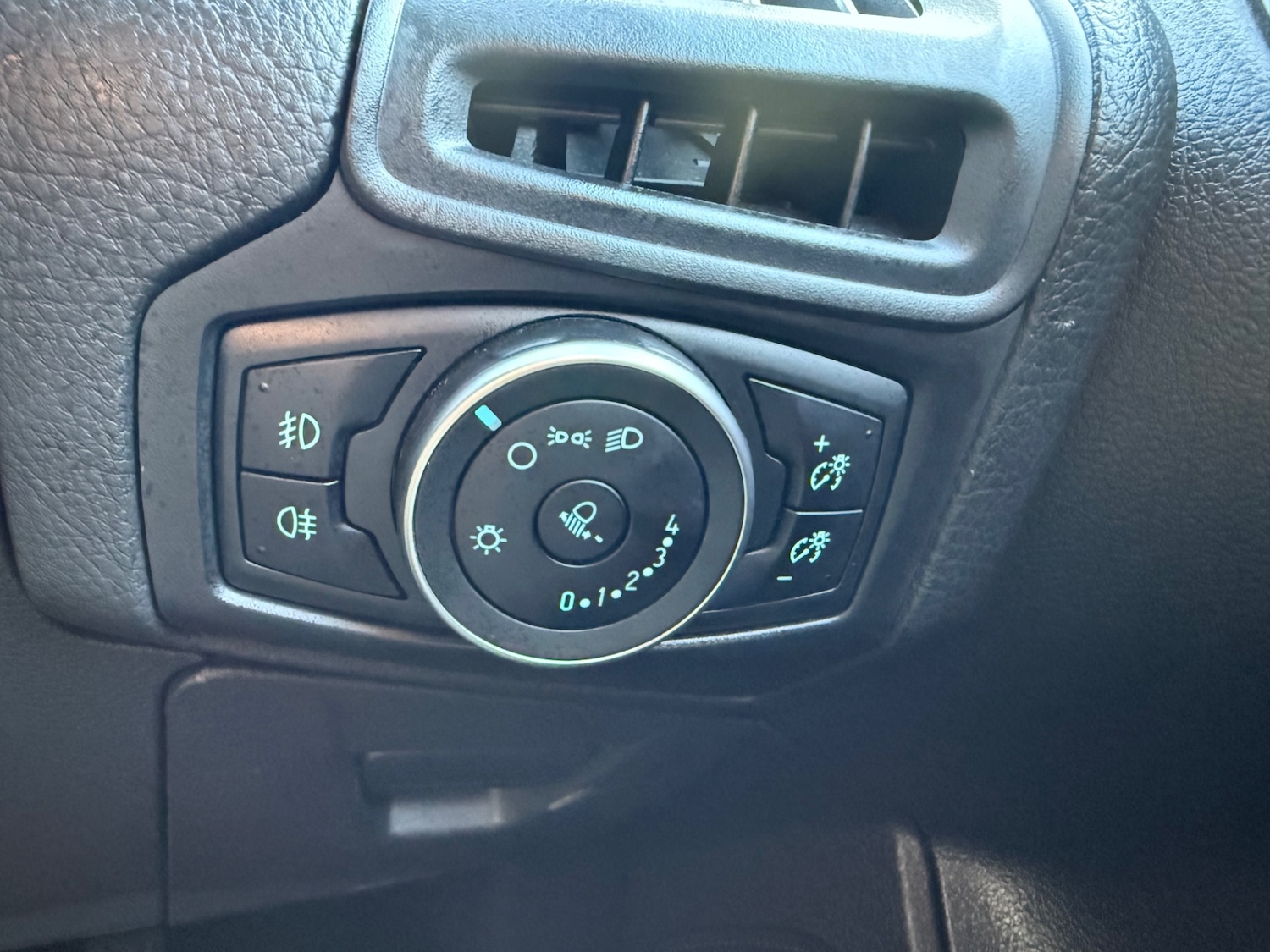 Used Ford Focus 2017 for sale - 77760673: Photo 22