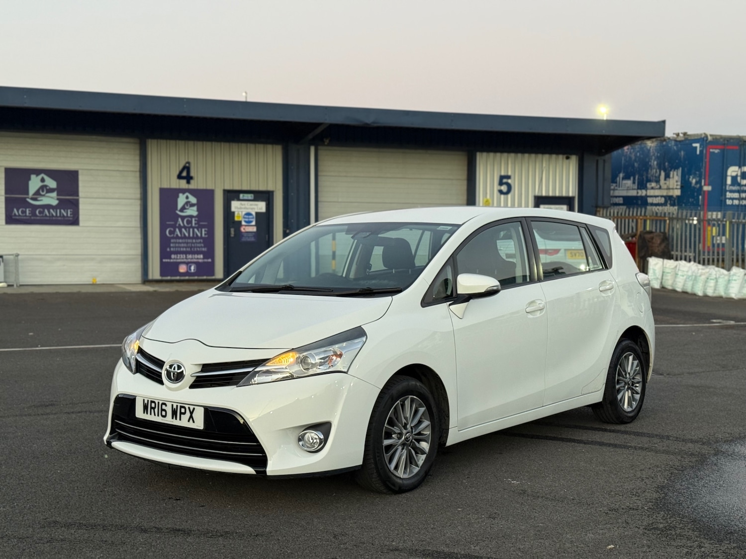 Used Toyota Verso 2016 for sale - 76605992: Photo 30