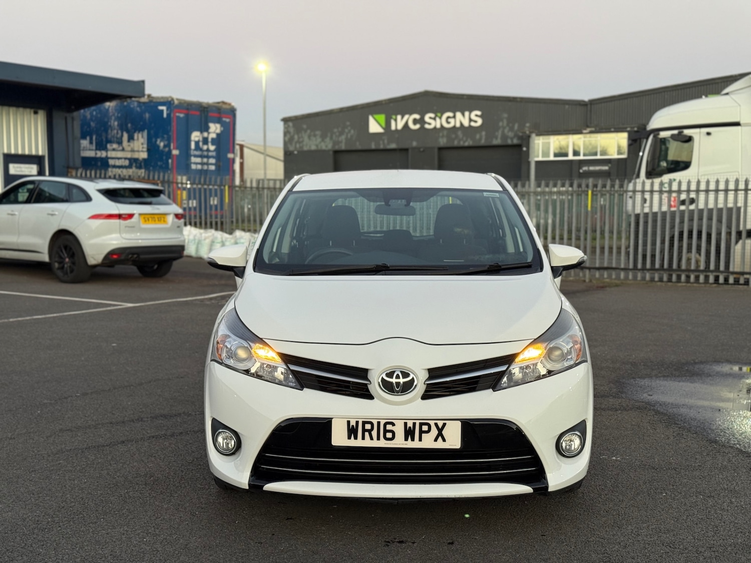 Used Toyota Verso 2016 for sale - 76605992: Photo 9