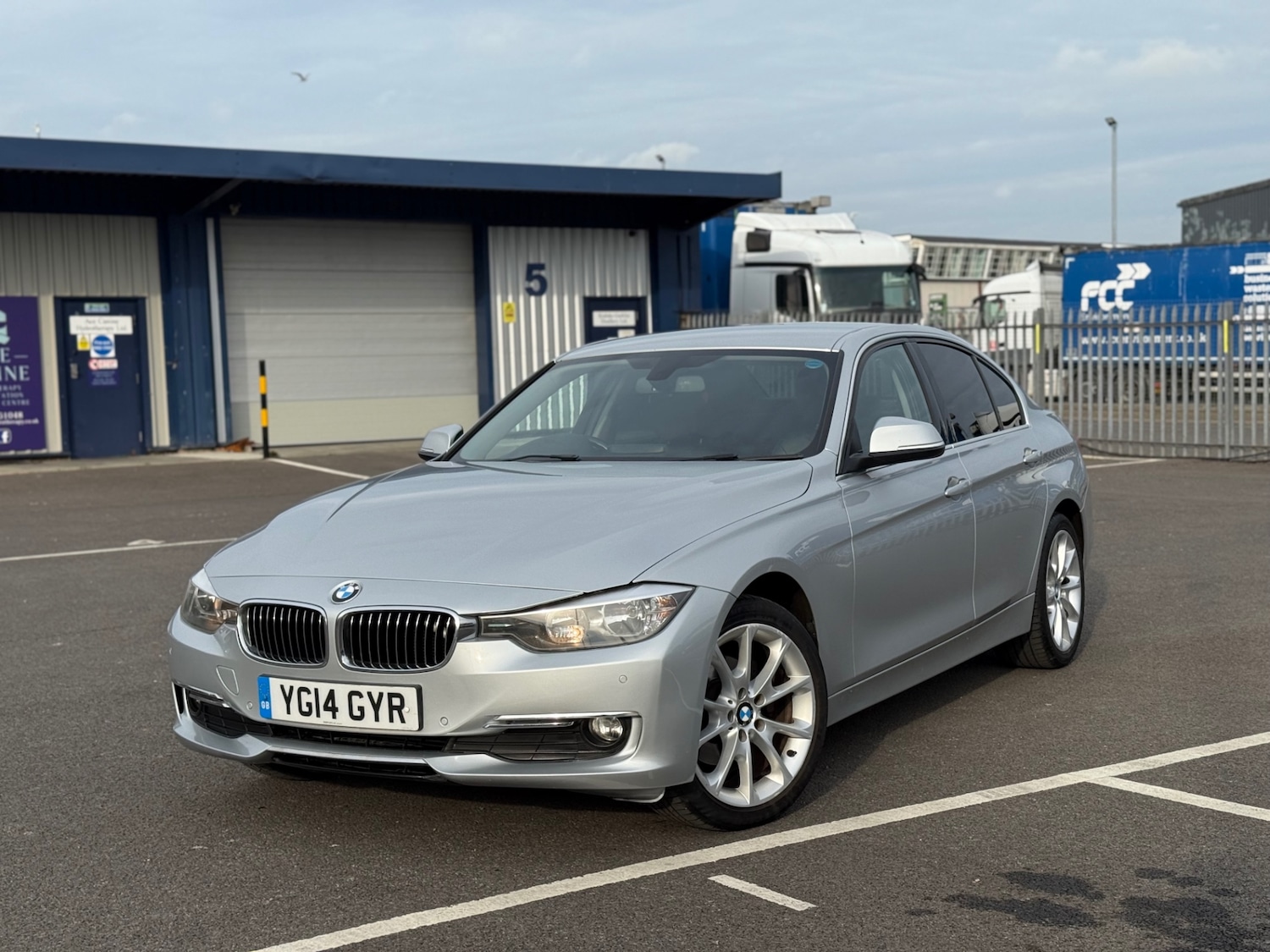 Used BMW 3 Series 2014 for sale - 76149858: Photo 1