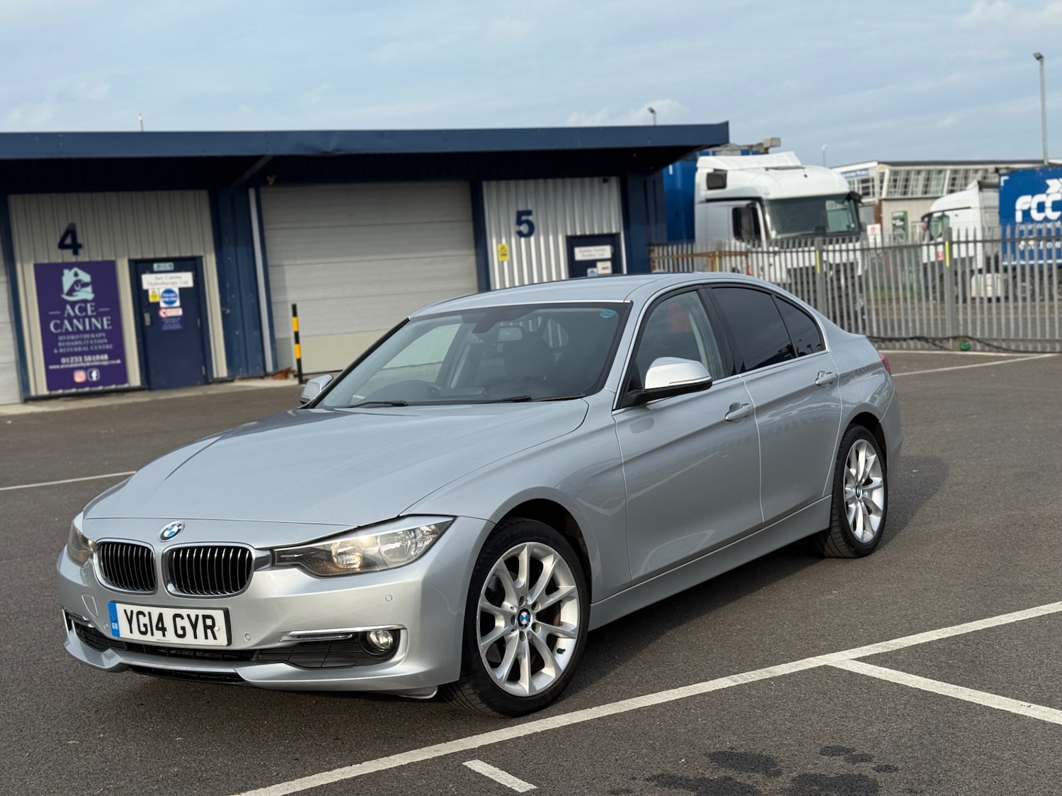 Used BMW 3 Series 2014 for sale - 76149858: Photo 27