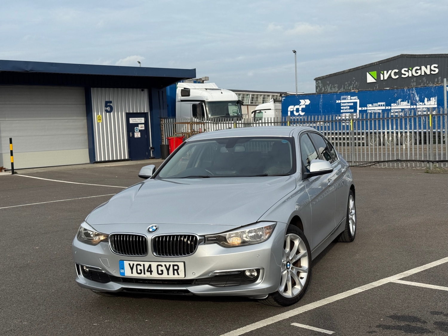 Used BMW 3 Series 2014 for sale - 76149858: Photo 28
