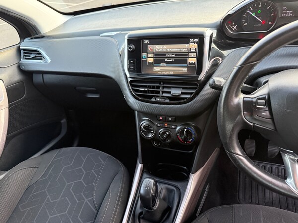 Used Peugeot 2008 2016 for sale - 75505739: Photo 19