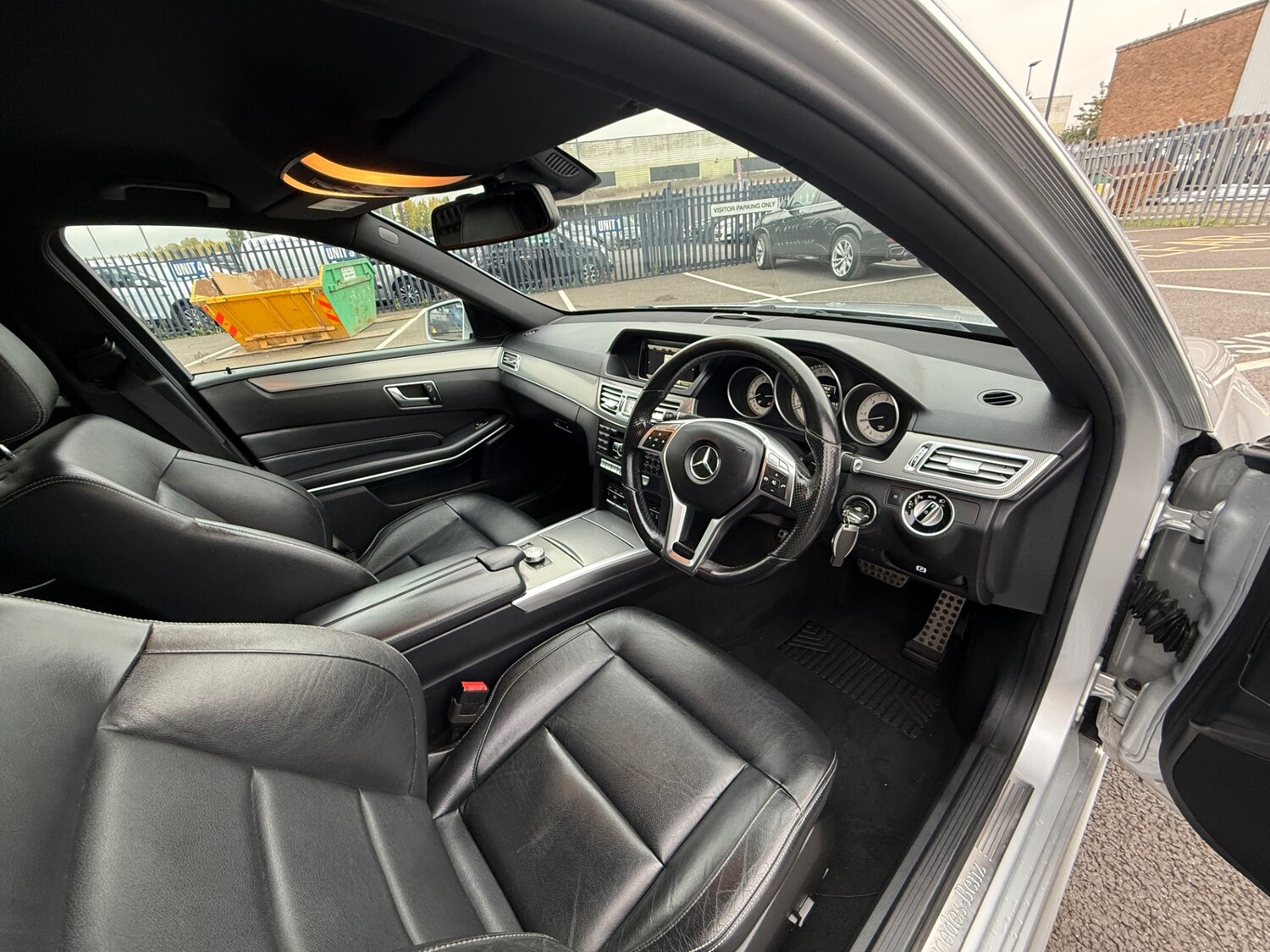 Used Mercedes-Benz E Class 2014 for sale - 77998311: Photo 19