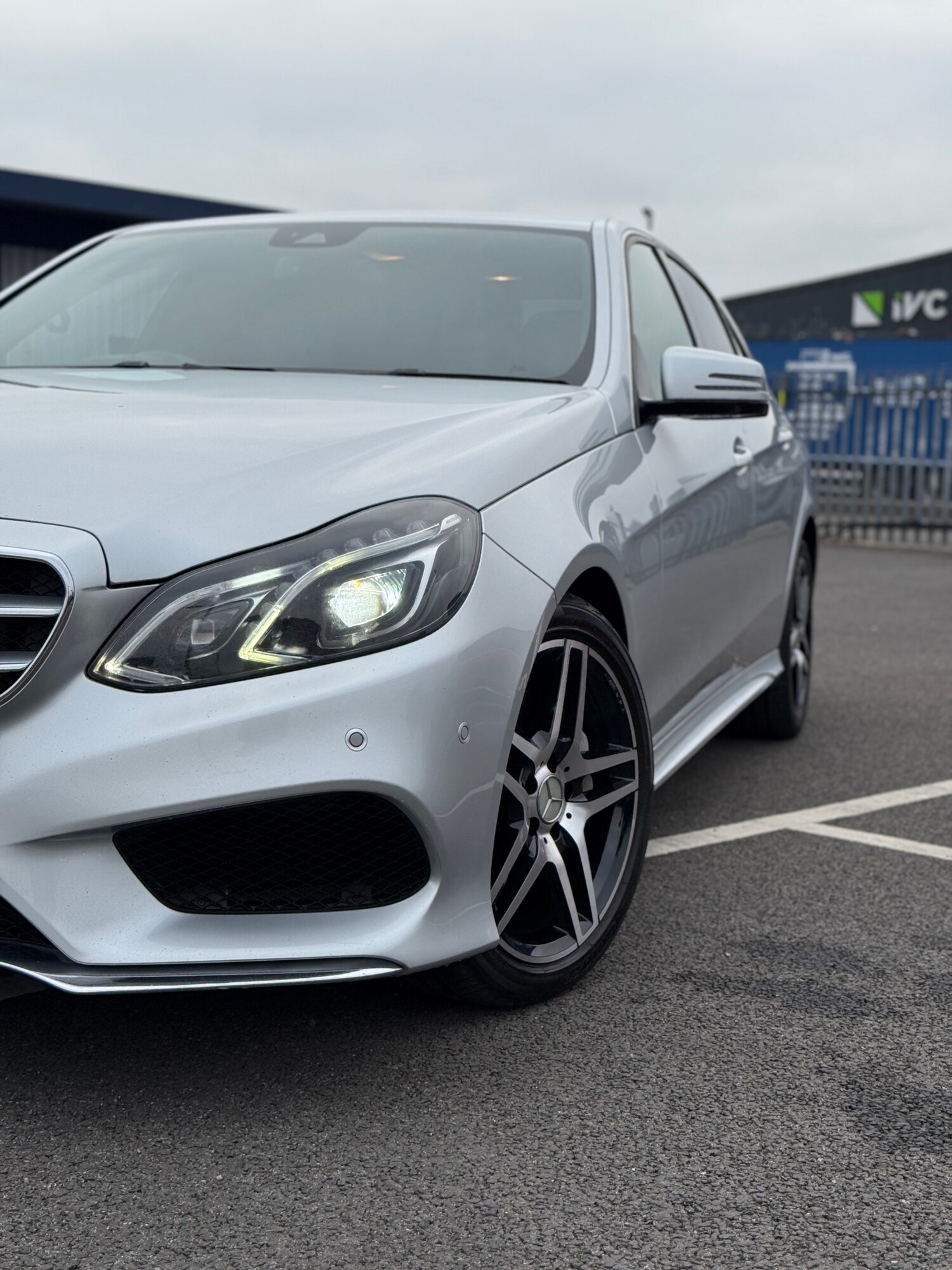 Used Mercedes-Benz E Class 2014 for sale - 77998311: Photo 28