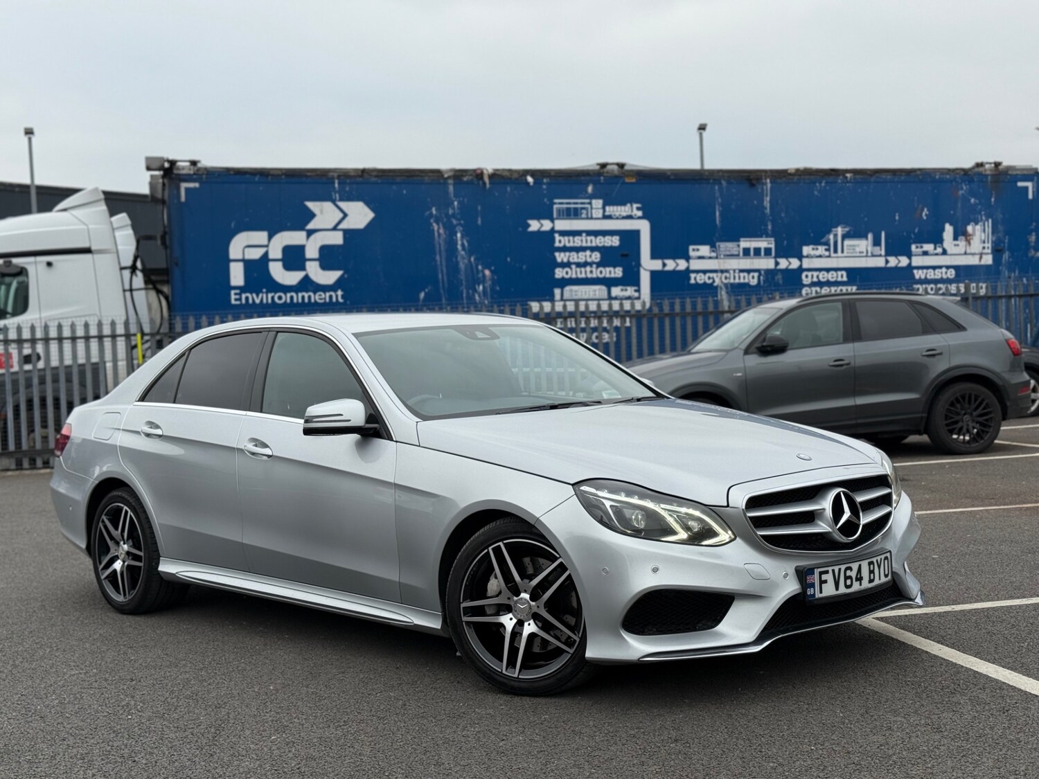 Used Mercedes-Benz E Class 2014 for sale - 77998311: Photo 3