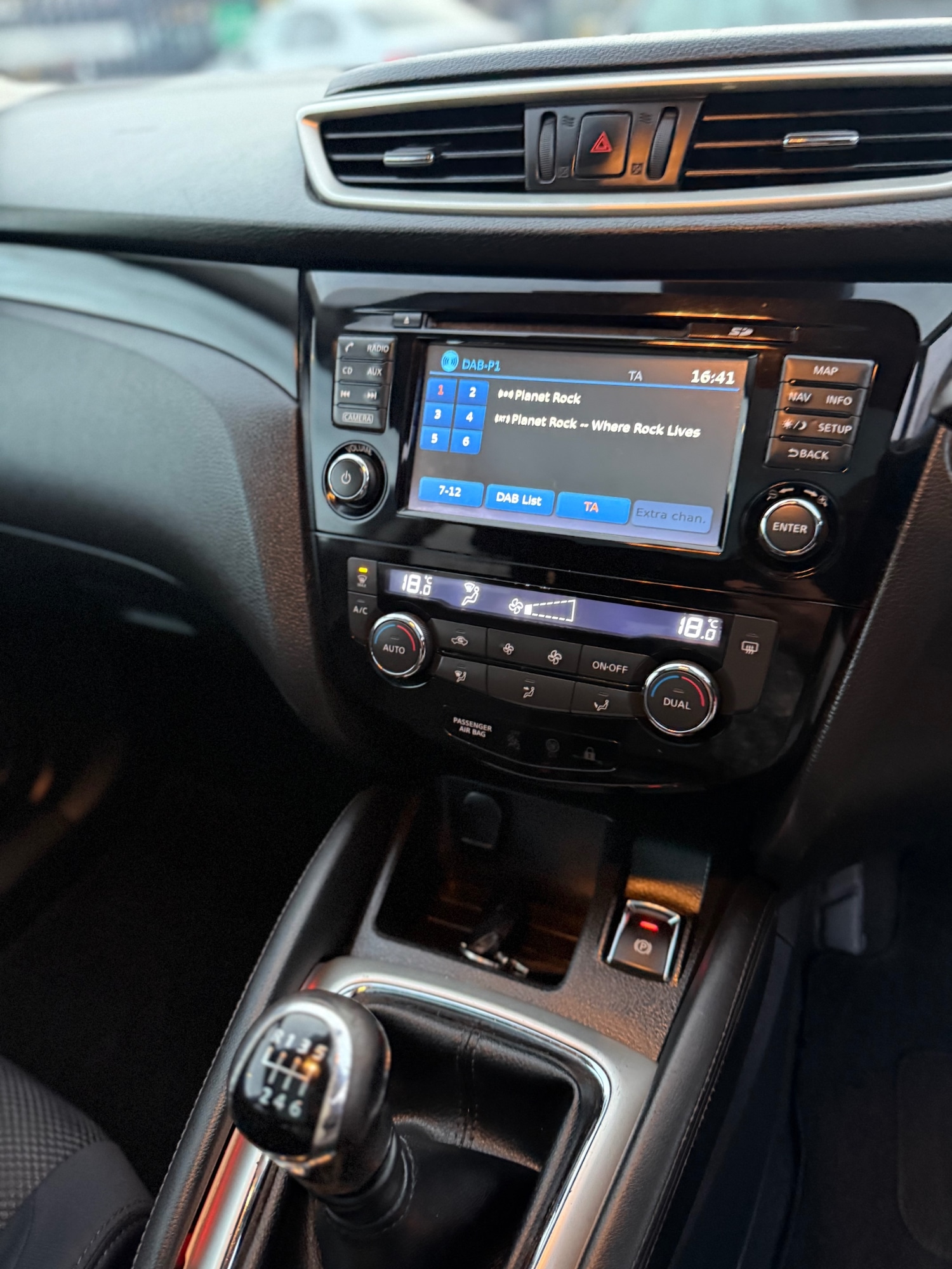 Used Nissan Qashqai 2015 for sale - 76391144: Photo 17