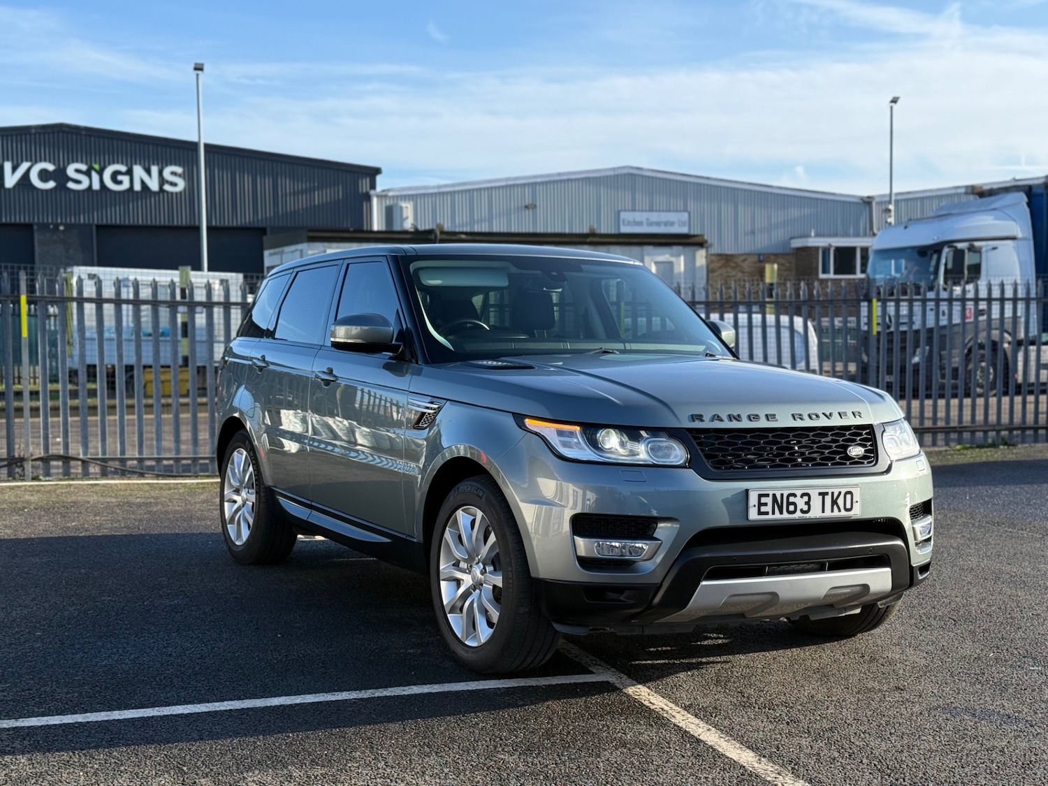 Used Land Rover Range Rover Sport 2014 for sale - 77008516: Photo 9