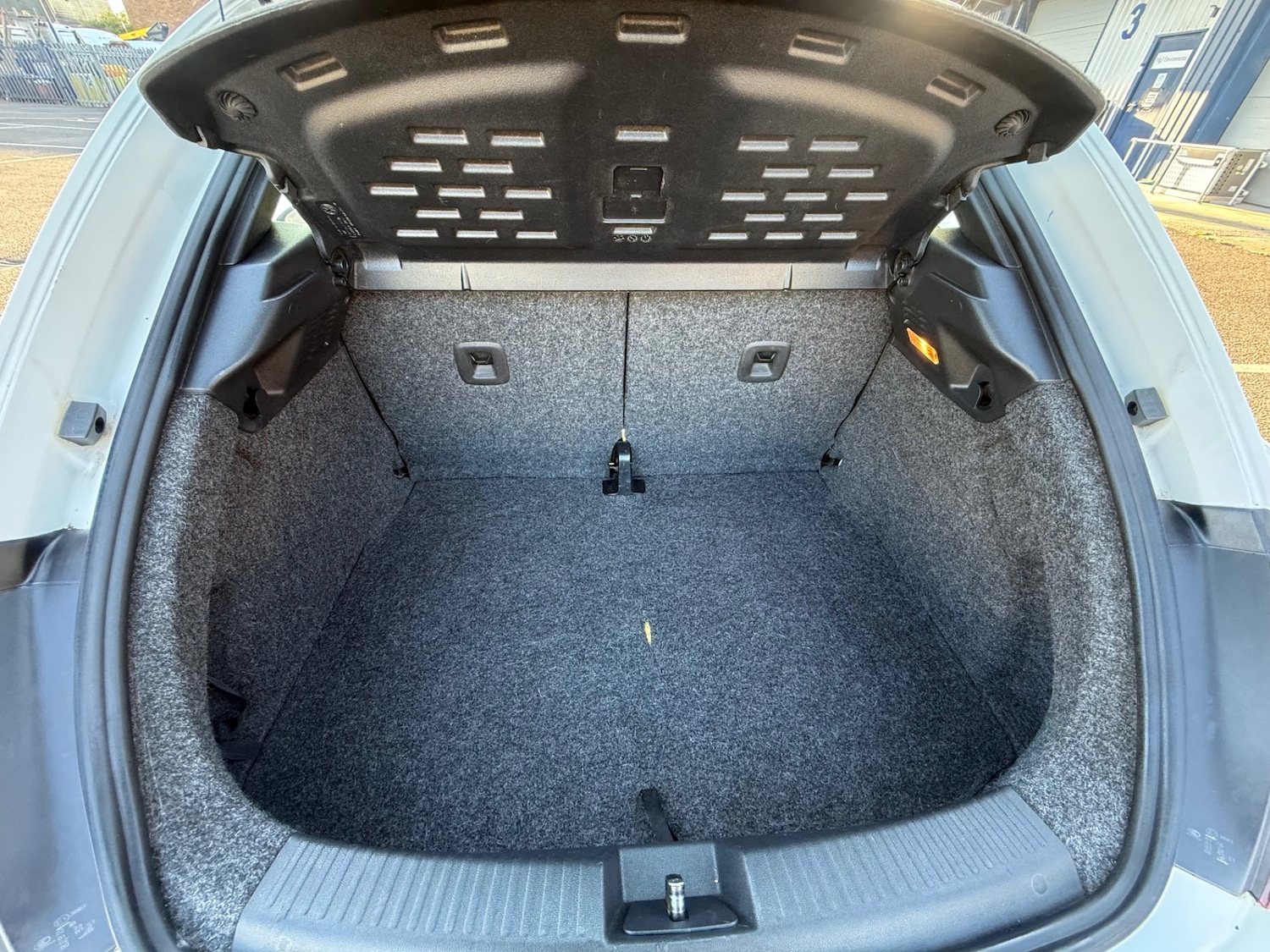 Used Volkswagen Beetle 2012 for sale - 78118375: Photo 10