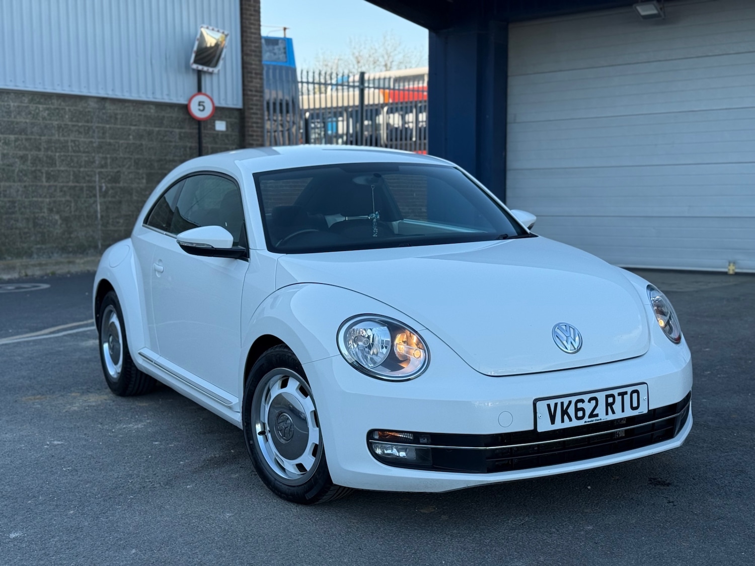 Used Volkswagen Beetle 2012 for sale - 78118375: Photo 9