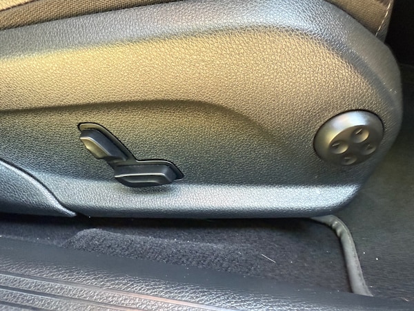Used Mercedes-Benz C-Class 2016 for sale - 74622312: Photo 25