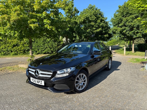 Used Mercedes-Benz C-Class 2016 for sale - 74622312: Photo 2