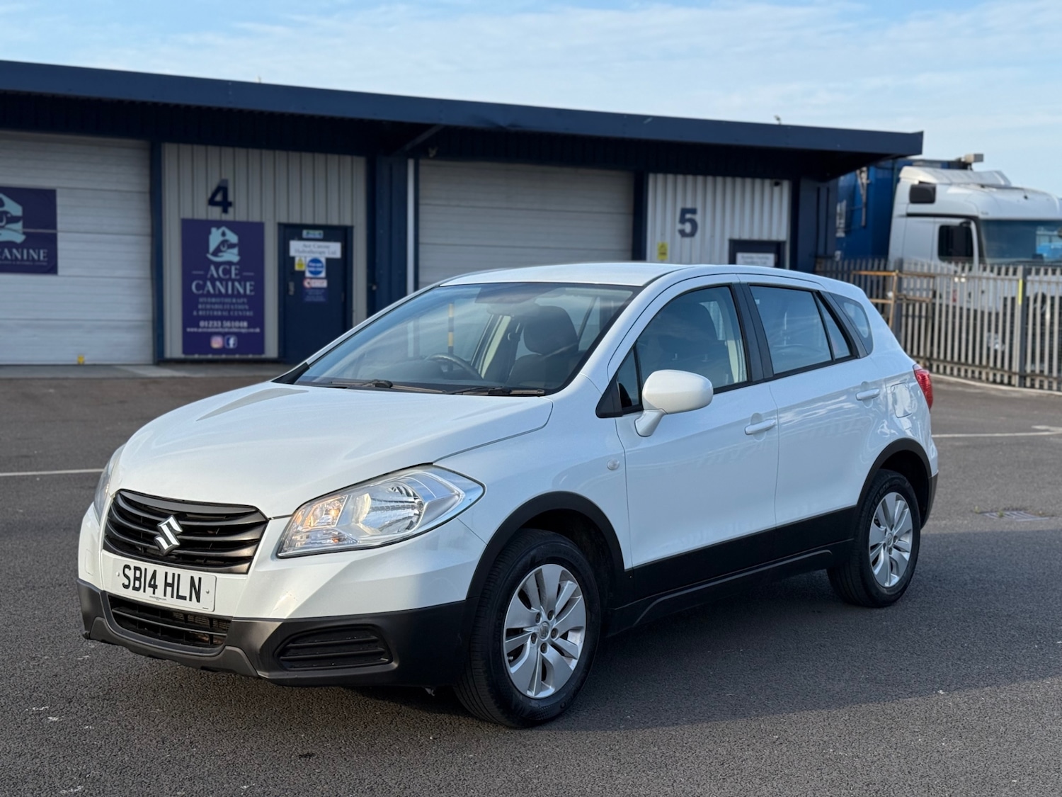 Used Suzuki SX4 S-Cross 2014 for sale - 76370031: Photo 2