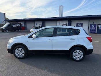 Used Suzuki SX4 S-Cross 2014 for sale - 76370031: Photo