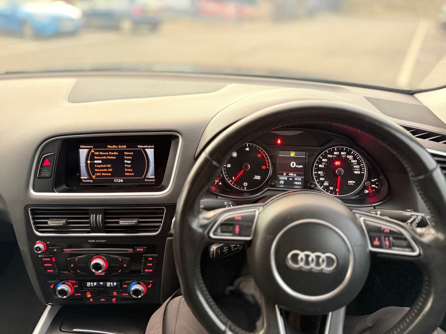 Used Audi Q5 2015 for sale - 76472070: Photo 17