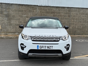 Used Land Rover Discovery Sport 2017 for sale - 79091762: Photo