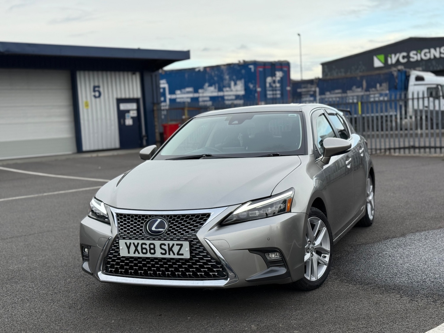 Used Lexus CT 2018 for sale - 76471398: Photo 31