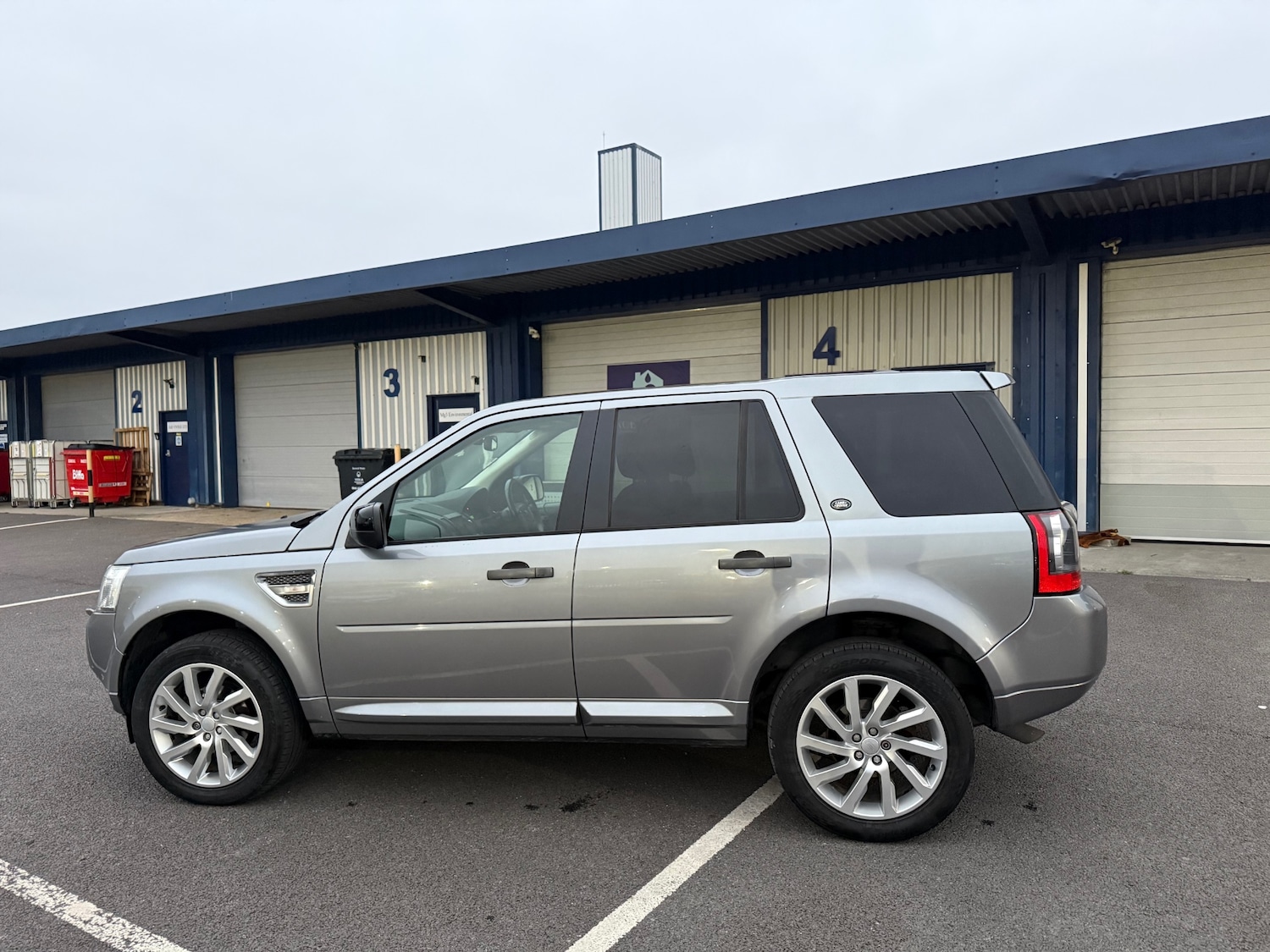 Used Land Rover Freelander 2011 for sale - 76548126: Photo 3