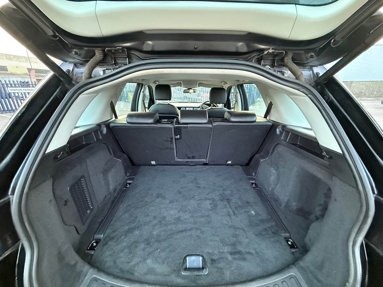 Used Land Rover Discovery Sport 2016 for sale - 76149793: Photo 13