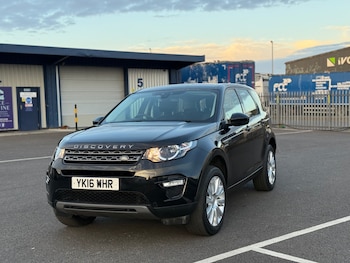 Land Rover - Discovery Sport