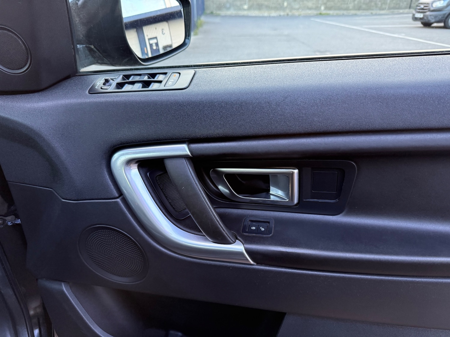 Used Land Rover Discovery Sport 2016 for sale - 76149793: Photo 25