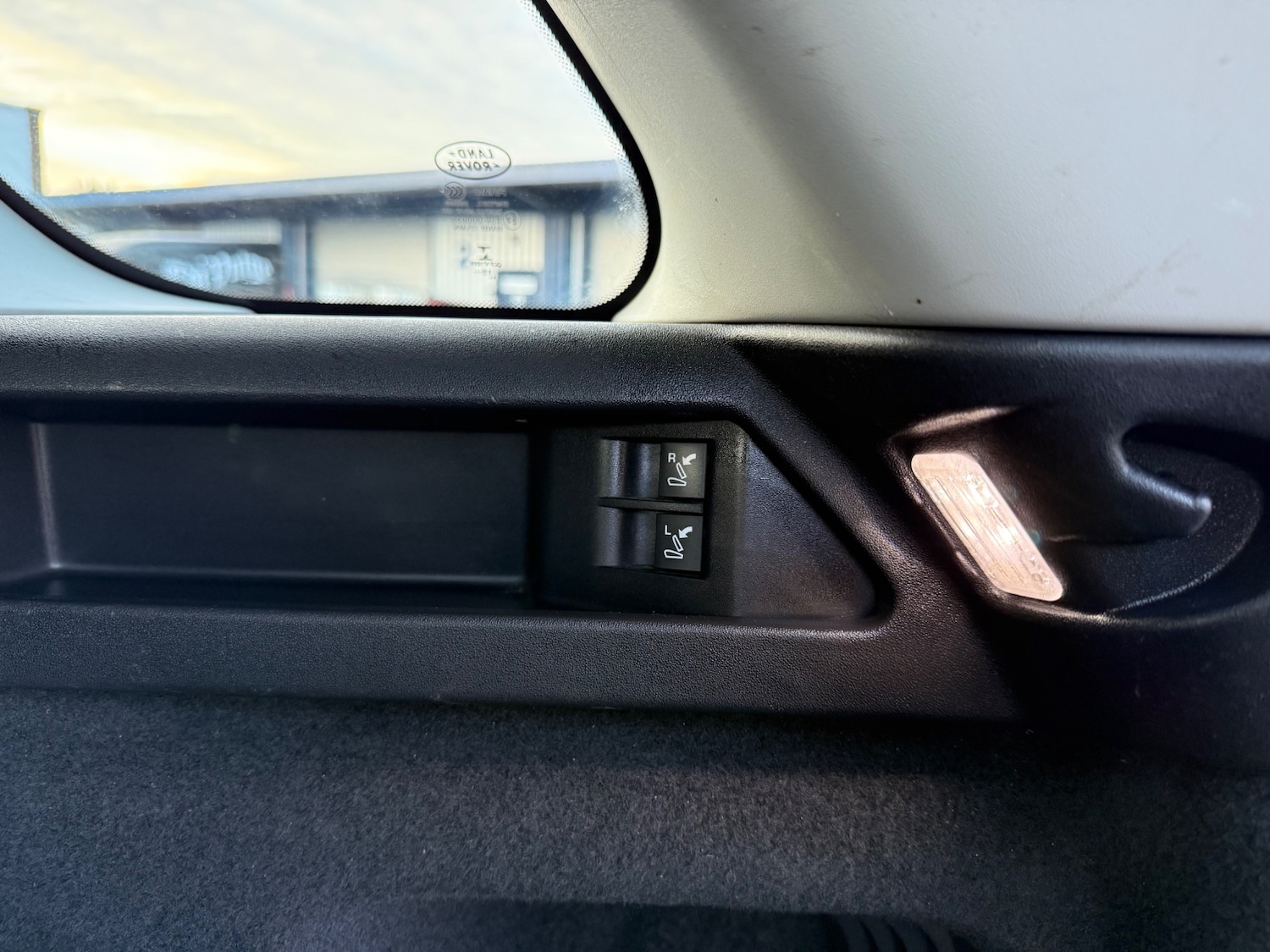 Used Land Rover Discovery Sport 2016 for sale - 76149793: Photo 28