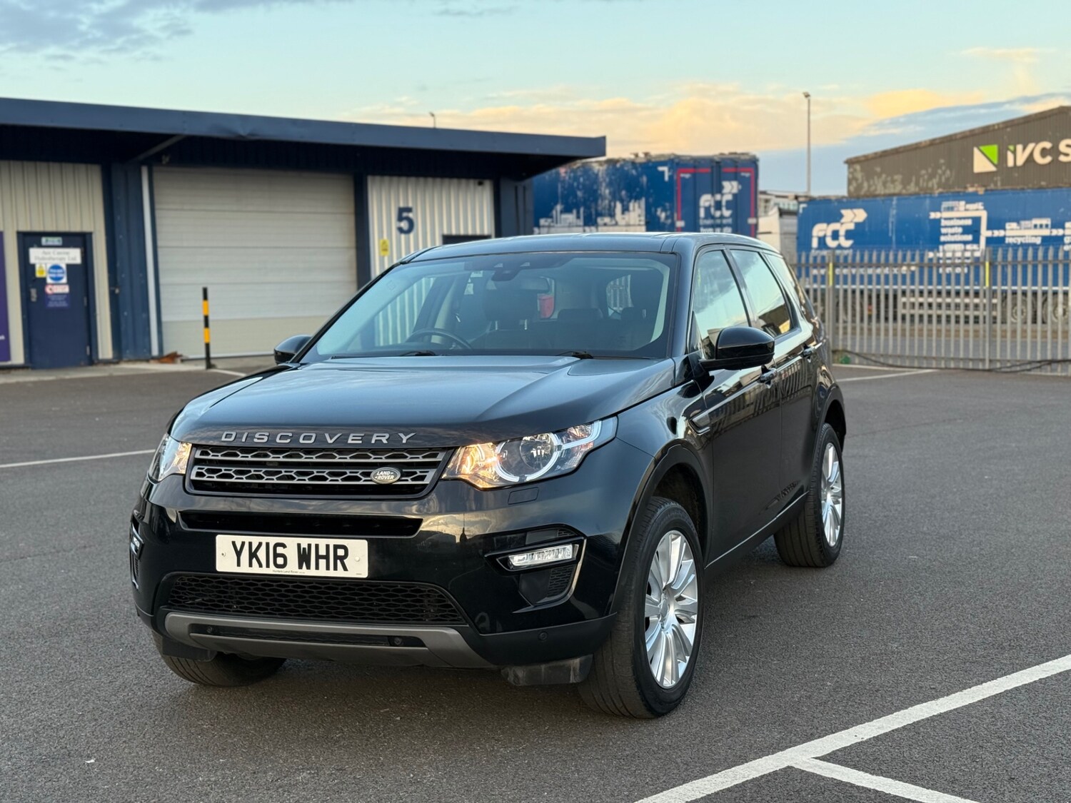 Used Land Rover Discovery Sport 2016 for sale - 76149793: Photo 30