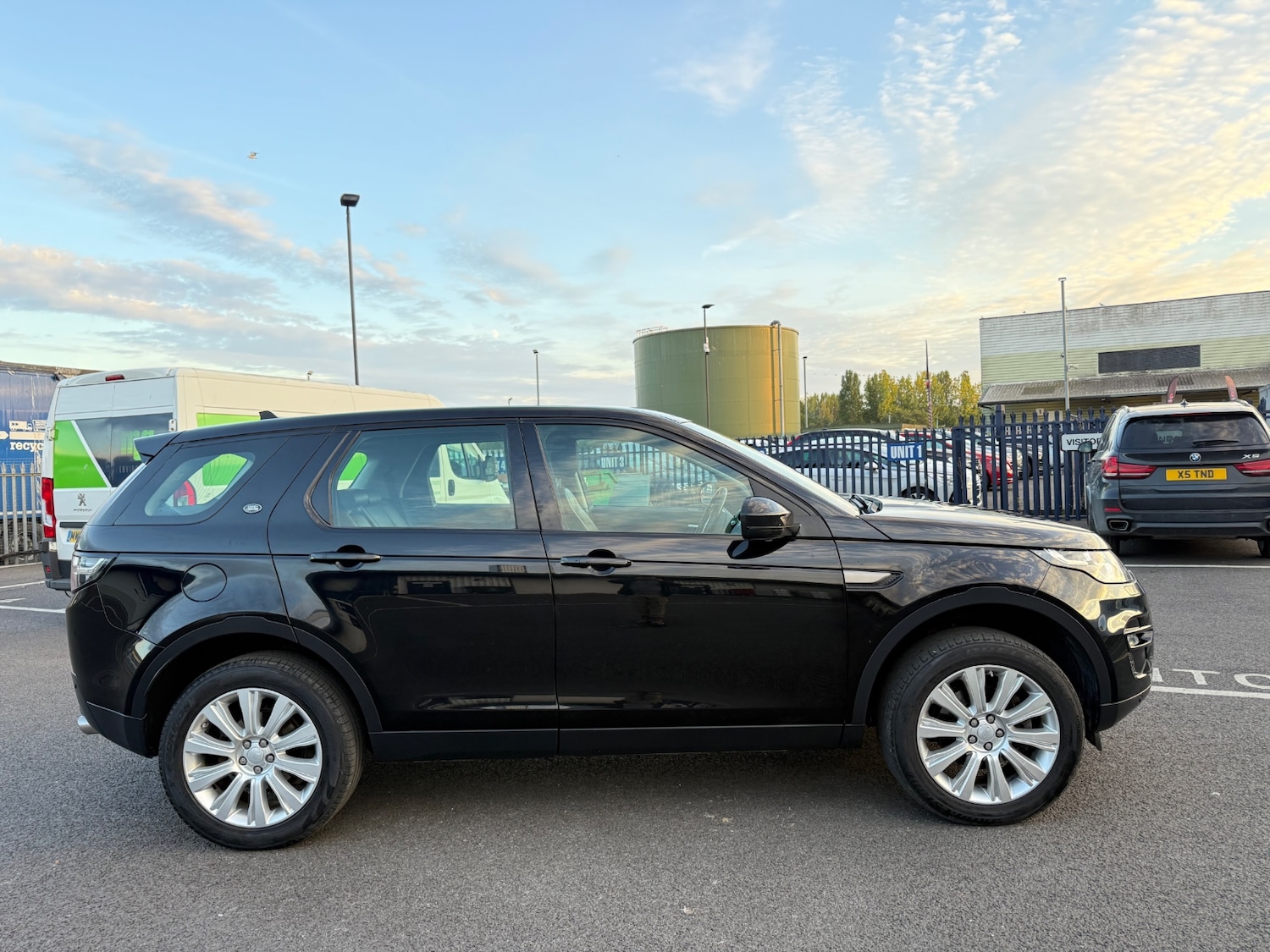 Used Land Rover Discovery Sport 2016 for sale - 76149793: Photo 6
