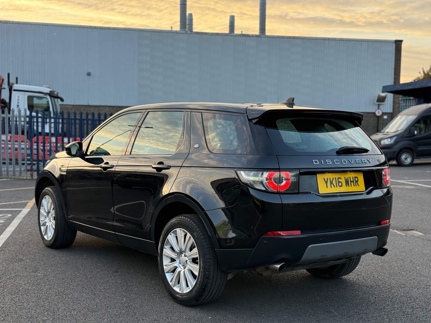 Used Land Rover Discovery Sport 2016 for sale - 76149793: Photo 9