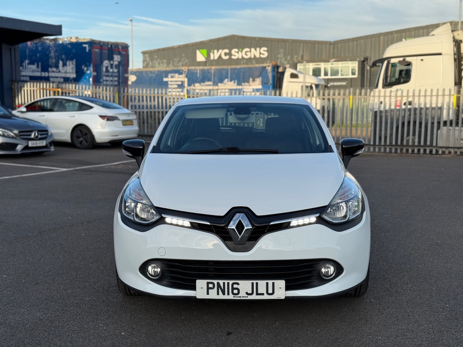 Used Renault Clio 2016 for sale - 75925636: Photo 10