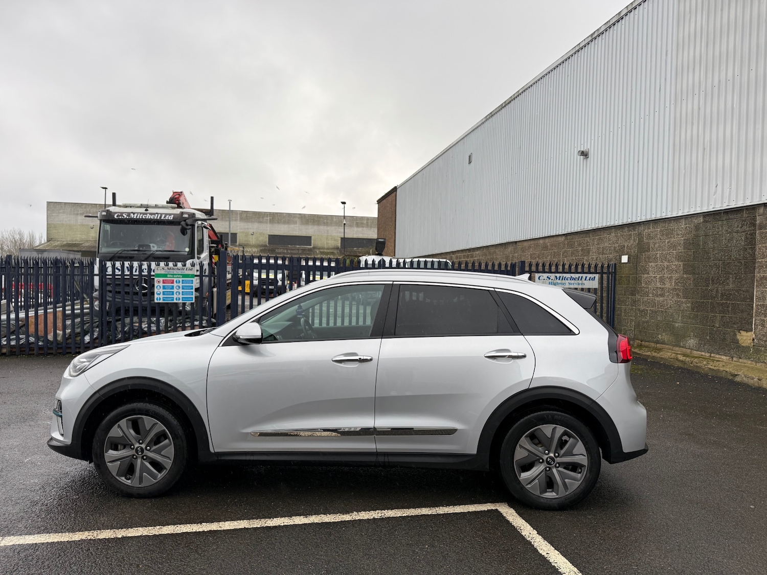 Used Kia Niro 2021 for sale - 77535484: Photo 2