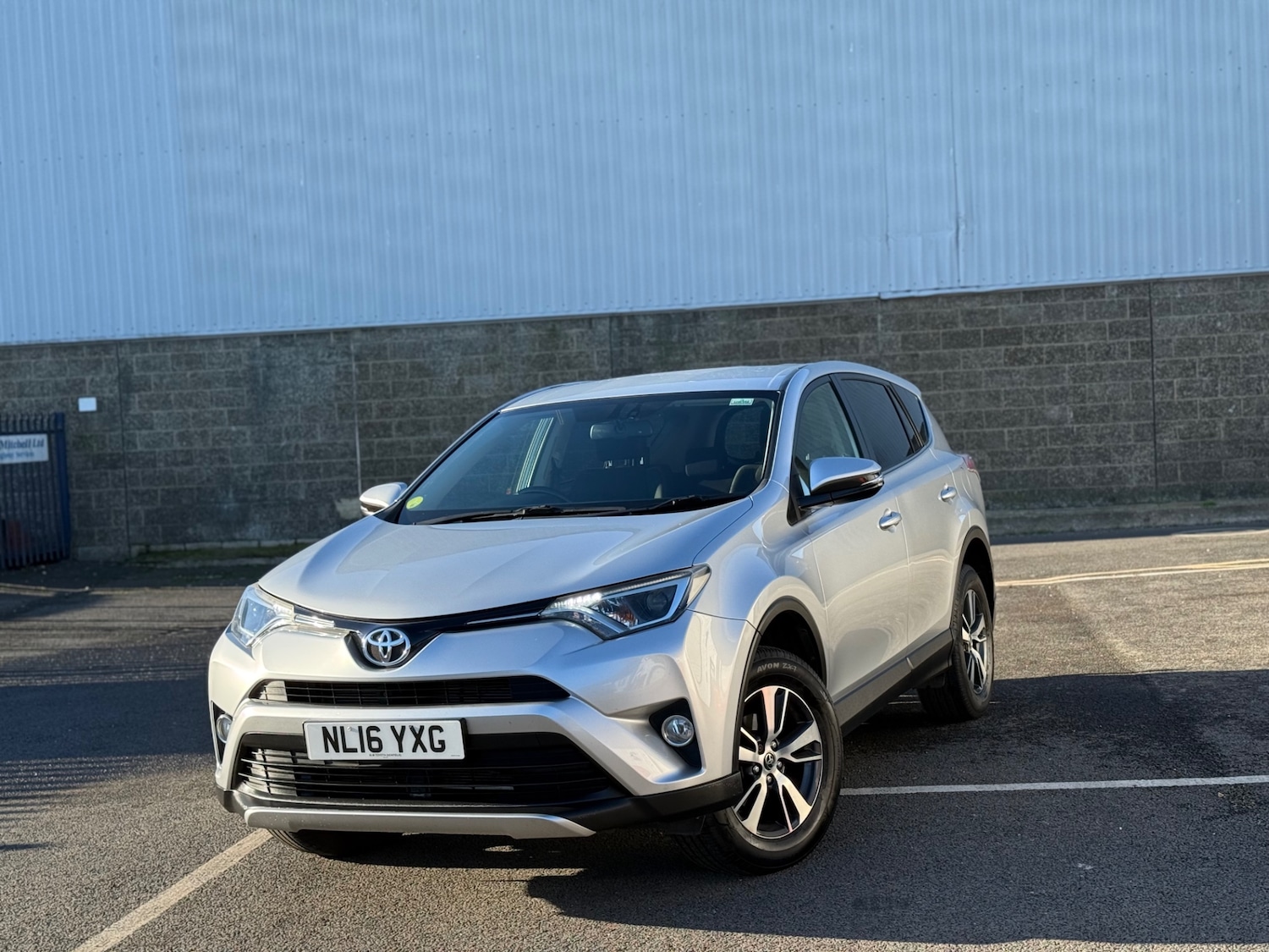 Used Toyota RAV4 2016 for sale - 76942304: Photo 1