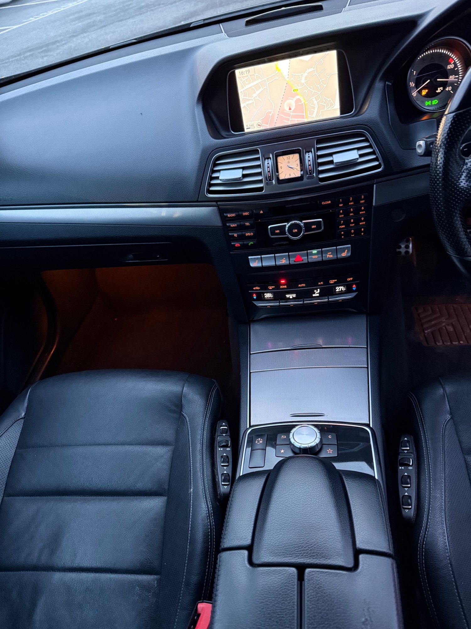 Used Mercedes-Benz E Class 2014 for sale - 76699725: Photo 18