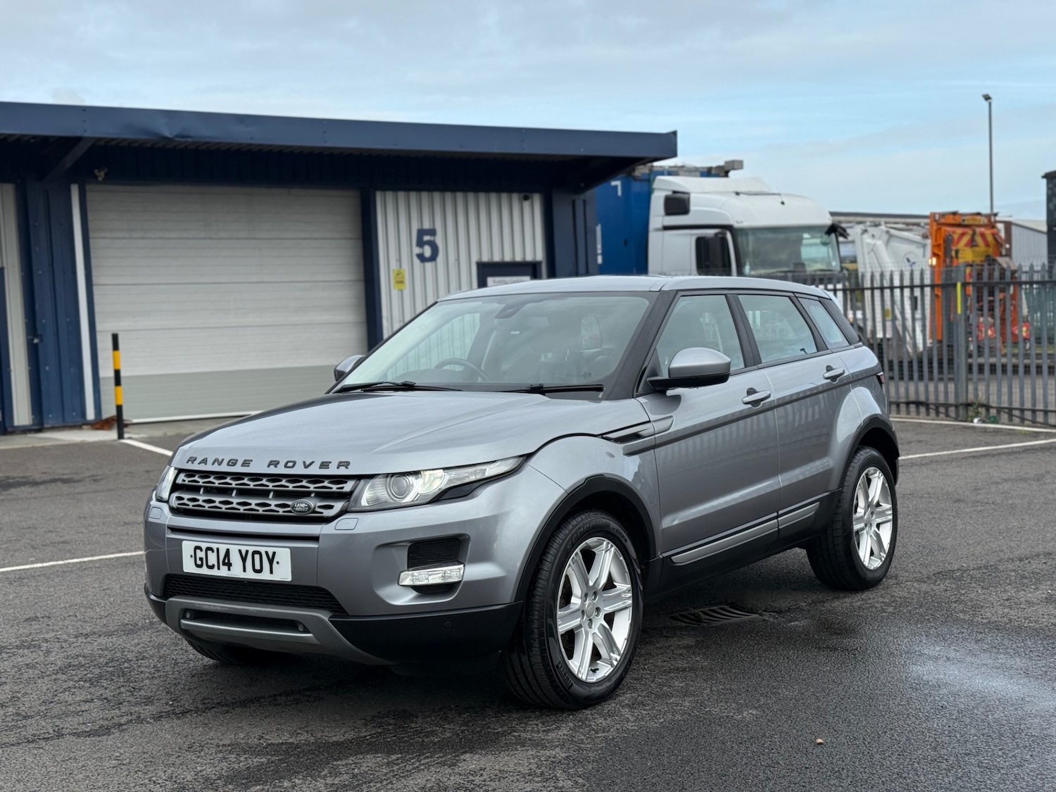 Used Land Rover Range Rover Evoque 2014 for sale - 76449753: Photo 2