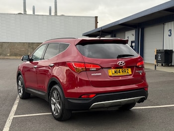 Used Hyundai Santa Fe 2014 for sale - 78653159: Photo