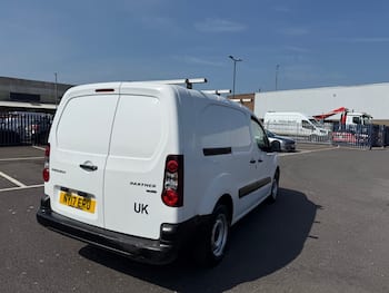 Used Peugeot Partner 2017 for sale - 79771936: Photo