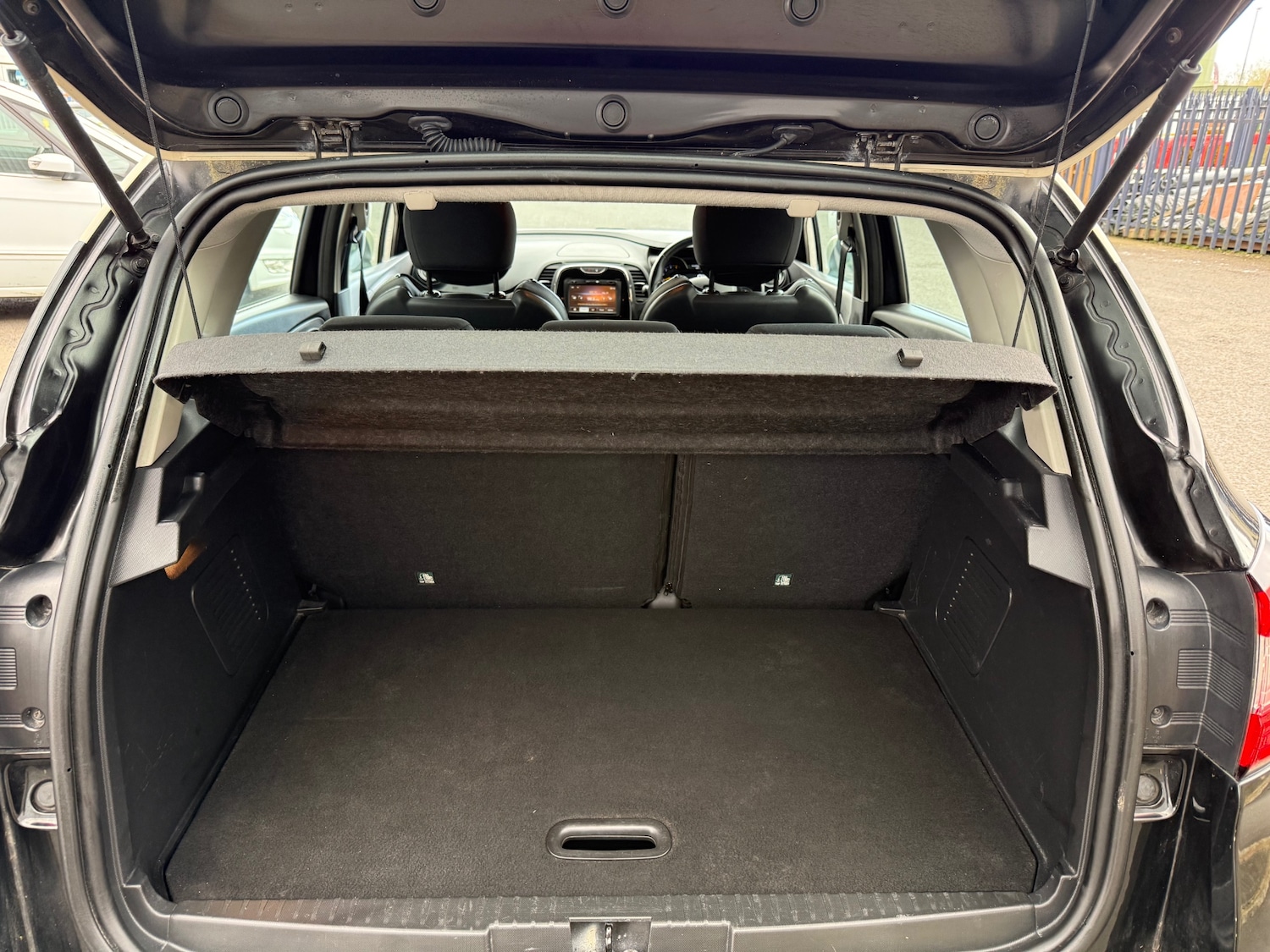 Used Renault Captur 2015 for sale - 78092505: Photo 10