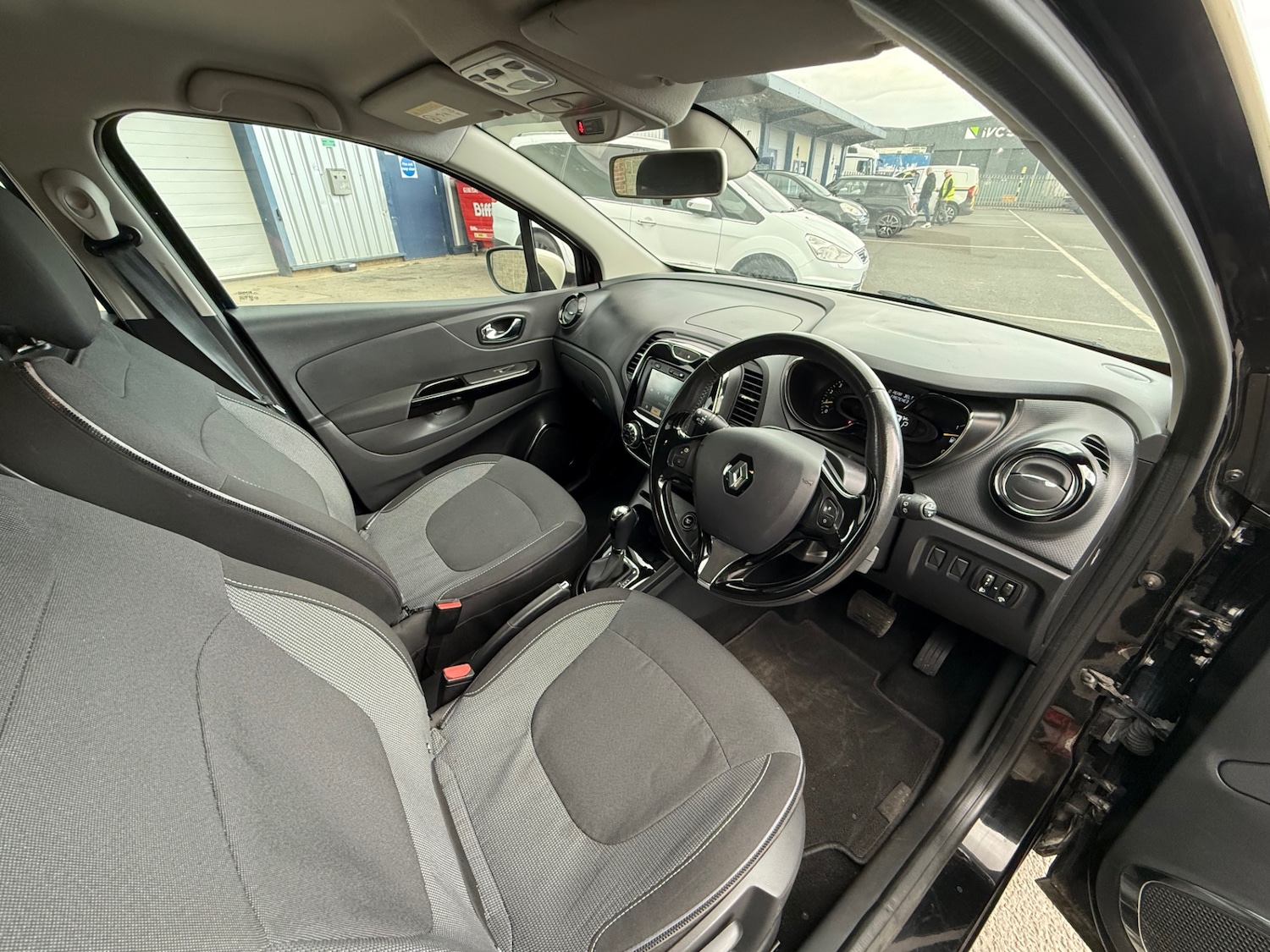 Used Renault Captur 2015 for sale - 78092505: Photo 21