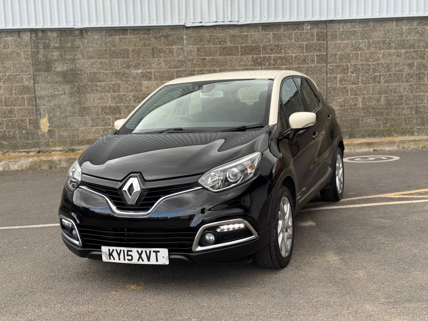 Used Renault Captur 2015 for sale - 78092505: Photo 25