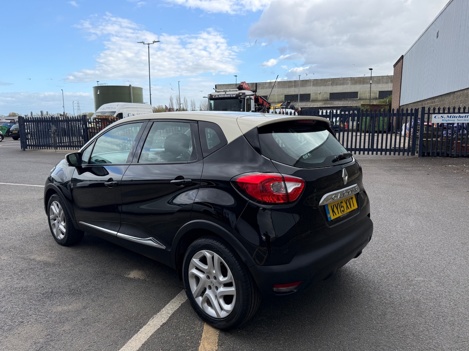 Used Renault Captur 2015 for sale - 78092505: Photo 4