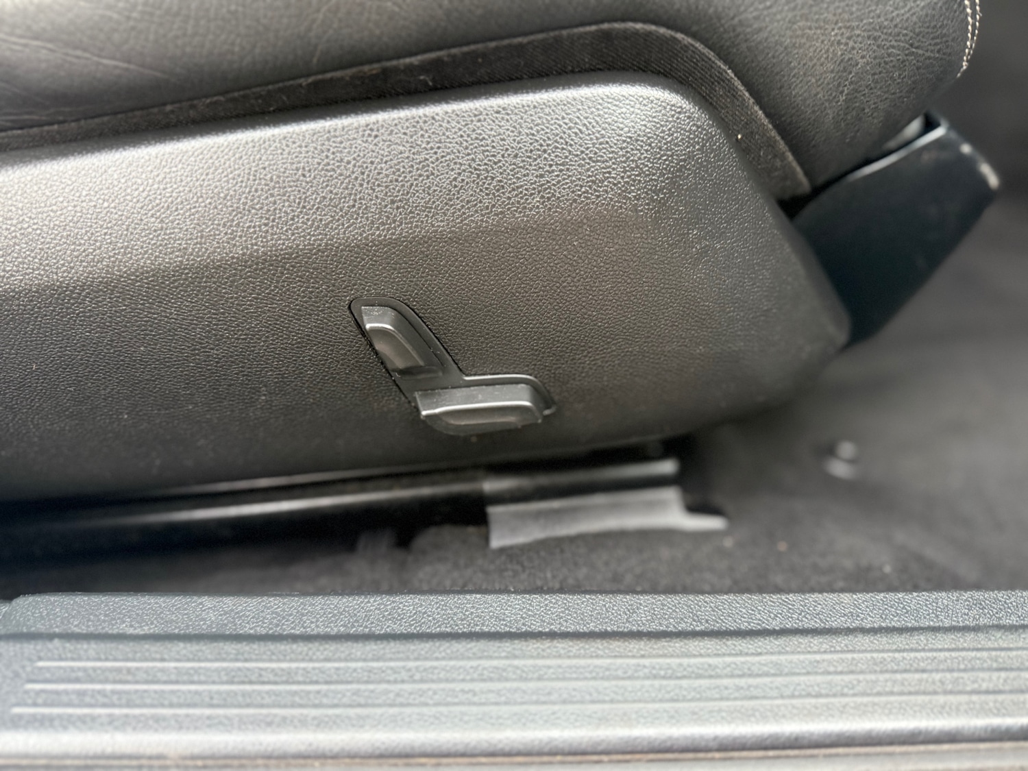 Used Mercedes-Benz E Class 2014 for sale - 76258606: Photo 16