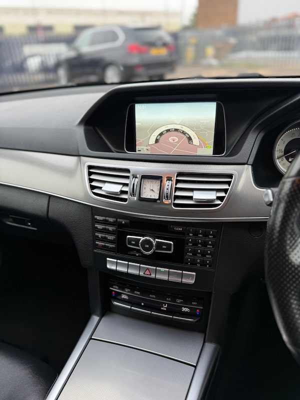 Used Mercedes-Benz E Class 2014 for sale - 76258606: Photo 20